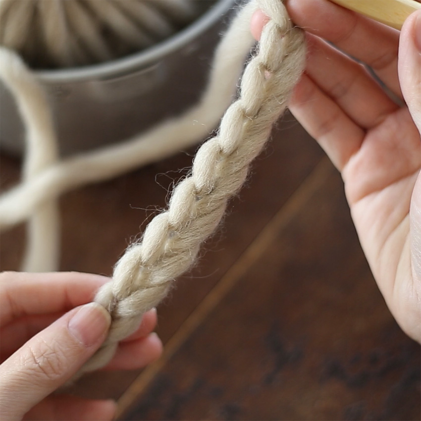 かぎ針編み 「くさり編み」の編み方