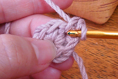 かぎ針編み わ編み [30]同じところにもう一度針を入れます