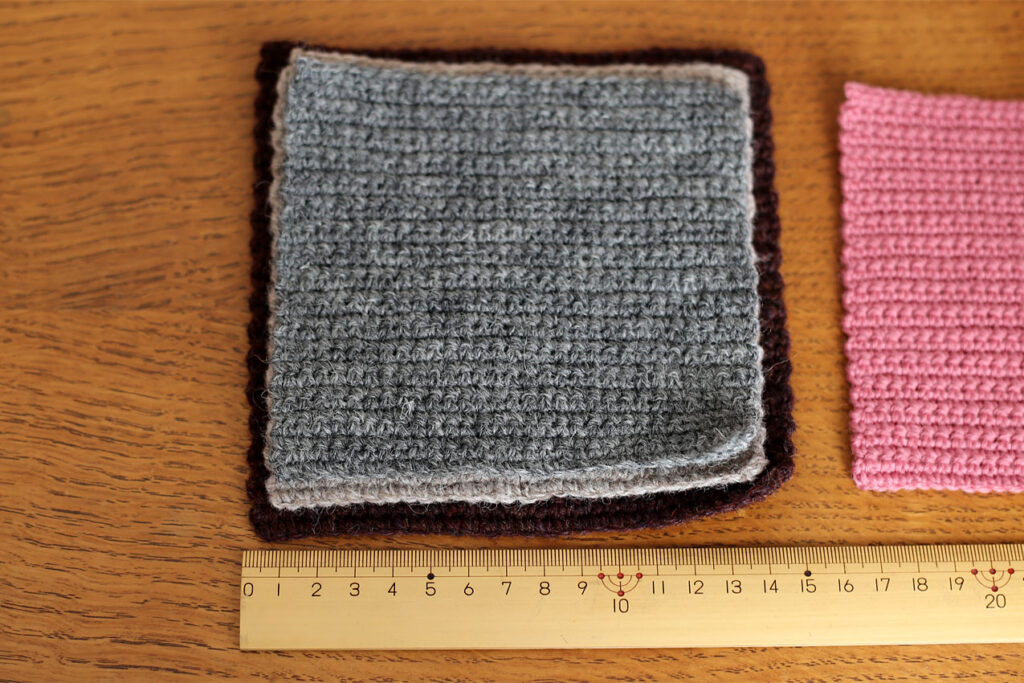かぎ針編み ブリティッシュファインとの編み地比較