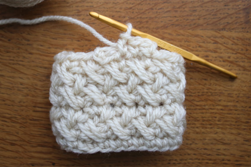 糸を渡す⑥ 渡した糸を編みくるむ