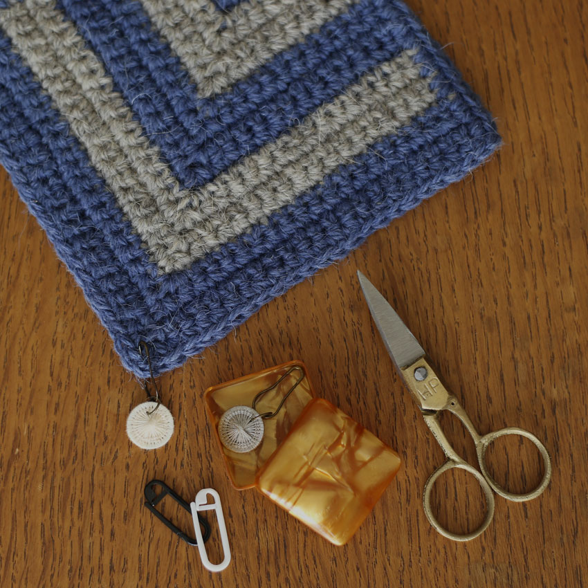 かぎ針編みの道具選び。種類別ステッチマーカーの使い勝手比較 - Roniqueのおすすめ