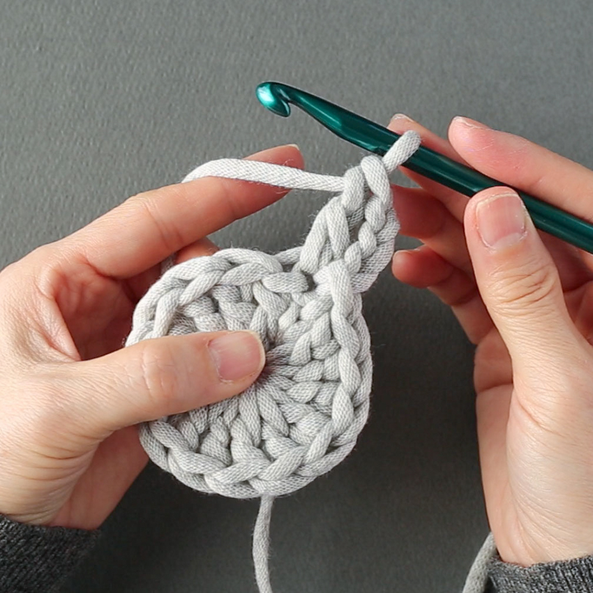 かぎ針編み「長編みのわ編み」の編み方