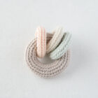 かぎ針編み無料編み図「ドーナツラトル」